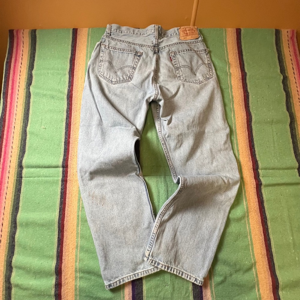 Levi's 505 Regular Fit Jeans Mens 34x30 Light Wash Blue Straight Leg Denim